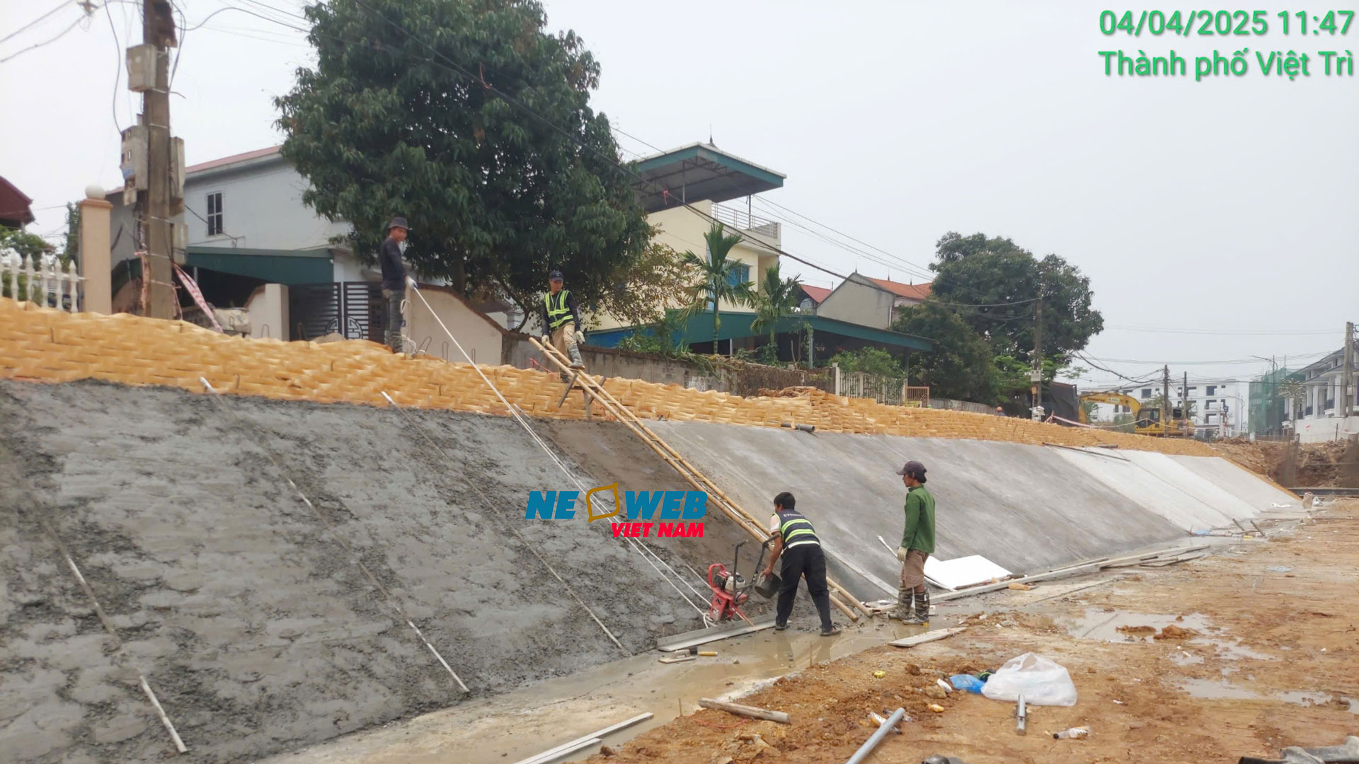 NEOWEB CẢI TIẾN 445-120 – GIẢI PHÁP GIA CỐ MÁI HỒ ĐIỀU HÒA TẠI PHÚ THỌ